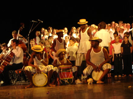 Le spectacle du collège Saint-Yorre sur la vie du chevalier de Saint-George, couronné par le prix Cassin en 2007